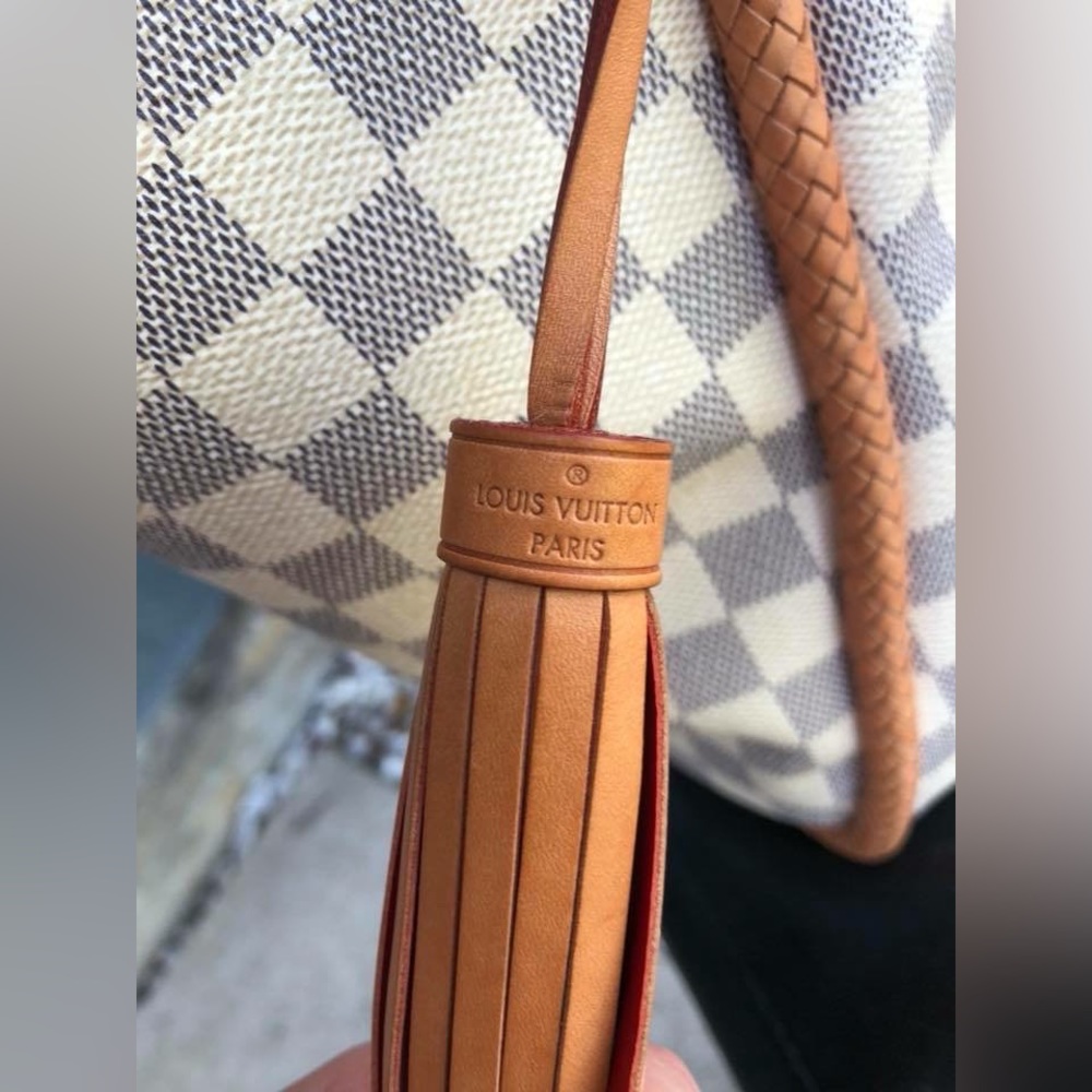 👜 Authentic Propriano Damier Azur 👜 - Picture 8 of 10
